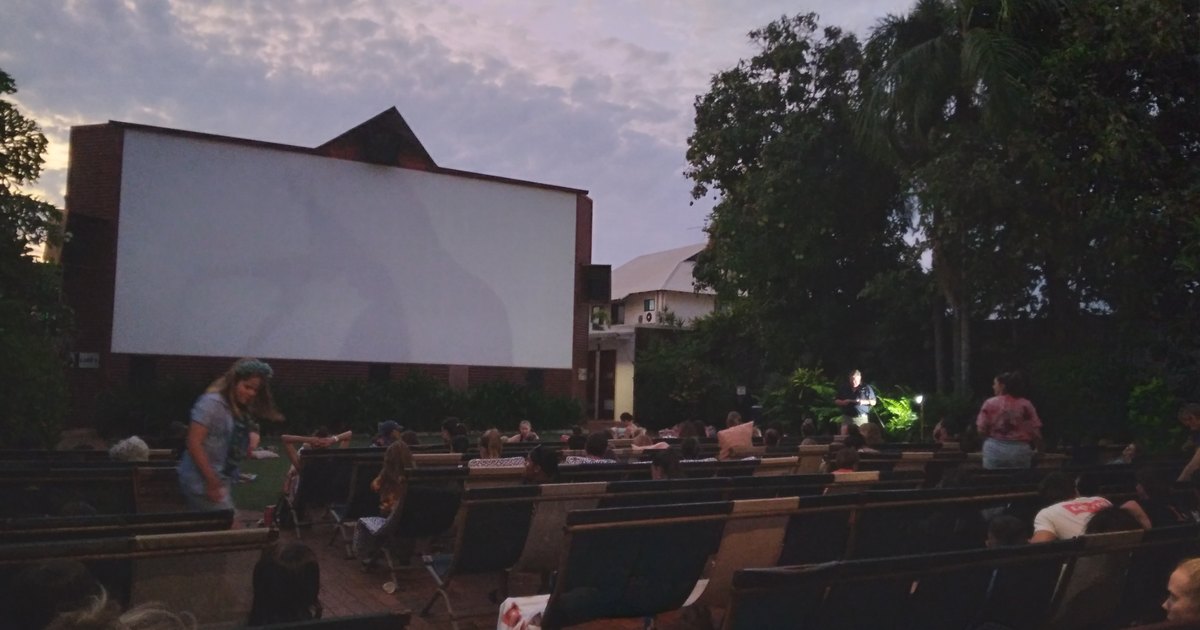 How to Run an Outdoor Cinema Night in Australia